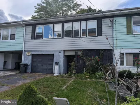 69 Toth Ave, Coatesville, PA 19320