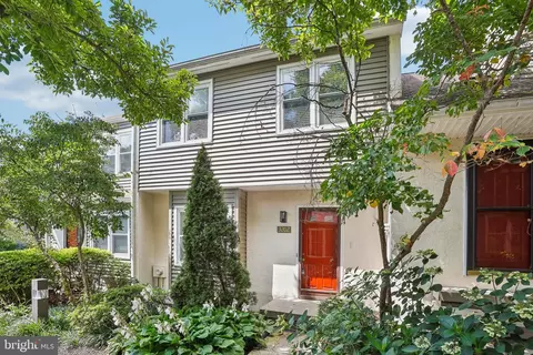 3202 Eaton Ct, Chester Springs, PA 19425