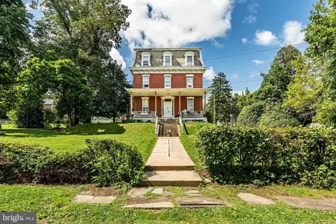 250 S K St, Spring City, PA 19475
