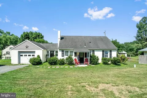 20 Pennock Aly, West Grove, PA 19390