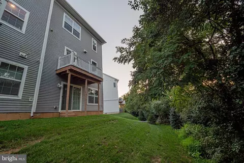 Exterior - 255 Red Leaf Ln, Exton, PA 19341 photo 6 of 6
