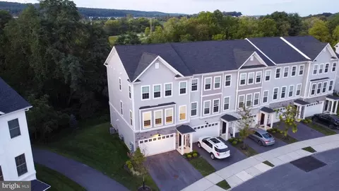 View/Area - 255 Red Leaf Ln, Exton, PA 19341 photo 1 of 13