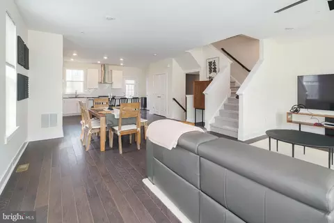 Entry Way - 255 Red Leaf Ln, Exton, PA 19341 photo 4 of 12