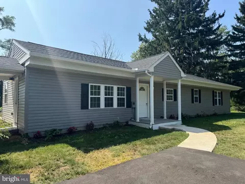 102 Sugarman Rd, Coatesville, PA 19320