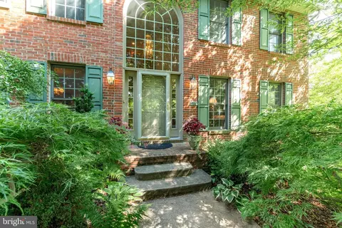 2 Wigfall Ct, Landenberg, PA 19350