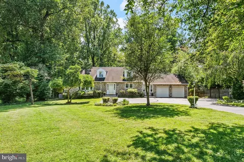 2330 W West Chester Rd, Coatesville, PA 19320