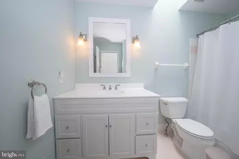 175 Little Turtle Way #75, Berwyn, PA 19312 photo 33