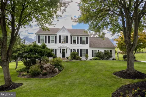 806 Quail Way, Chester Springs, PA 19425