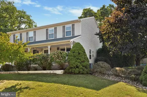 390 Donofrio Dr, Downingtown, PA 19335