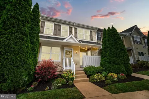 267 Flagstone Rd, Chester Springs, PA 19425