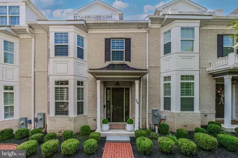 404 S Church St, West Chester, PA 19382