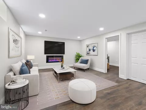 Living - 1102 E Baltimore Pike, Kennett Square, PA 19348 photo 4 of 4