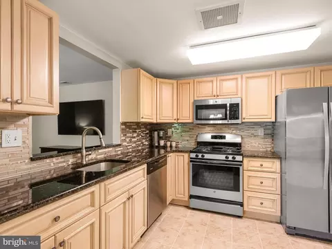 1101 Mountainview Dr, Chesterbrook, PA 19087 photo 12