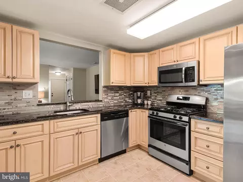 1101 Mountainview Dr, Chesterbrook, PA 19087 photo 10