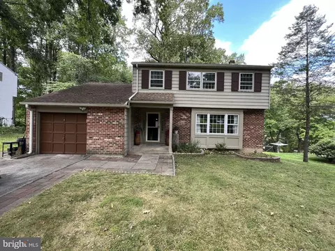 425 Fairfax Dr, Exton, PA 19341