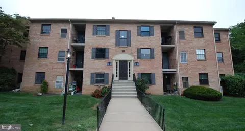 3215 Valley Dr, West Chester, PA 19382