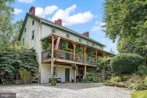 2550 Strasburg Rd, Coatesville, PA 19320