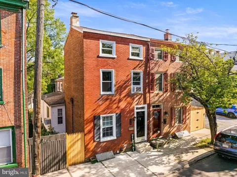 110 E Miner St, West Chester, PA 19382