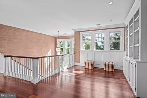 Entry Way - 614 S Waterloo Rd, Devon, PA 19333 photo 10 of 12