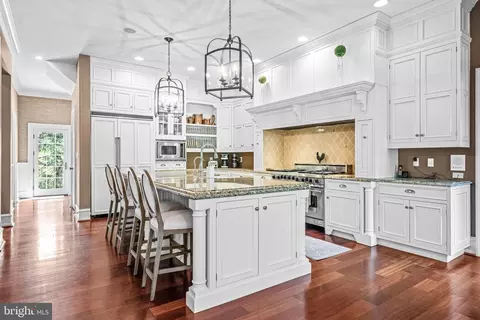 Kitchen - 614 S Waterloo Rd, Devon, PA 19333 photo 2 of 7
