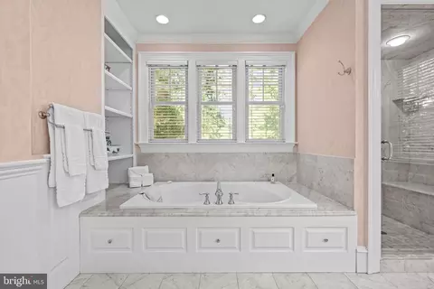Bath - 614 S Waterloo Rd, Devon, PA 19333 photo 3 of 7