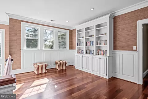 Entry Way - 614 S Waterloo Rd, Devon, PA 19333 photo 11 of 12