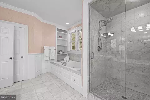 Bath - 614 S Waterloo Rd, Devon, PA 19333 photo 4 of 7