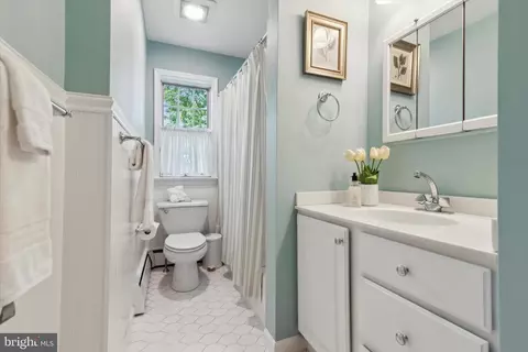 319 Landsende Rd, Devon, PA 19333 photo 20