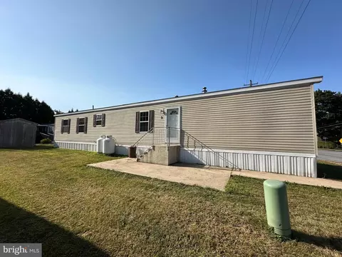 3 Mockingbird Ln, Phoenixville, PA 19460