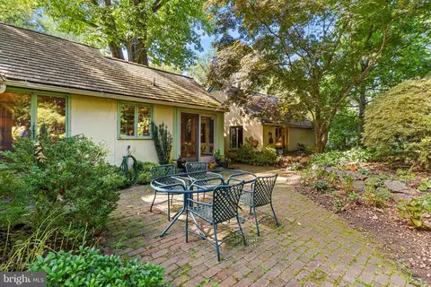 Exterior - 328 Beaumont Rd, Devon, PA 19333 photo 8 of 21