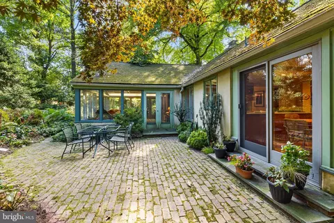 Exterior - 328 Beaumont Rd, Devon, PA 19333 photo 4 of 21