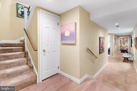 Entry Way - 328 Beaumont Rd, Devon, PA 19333 photo 3 of 4