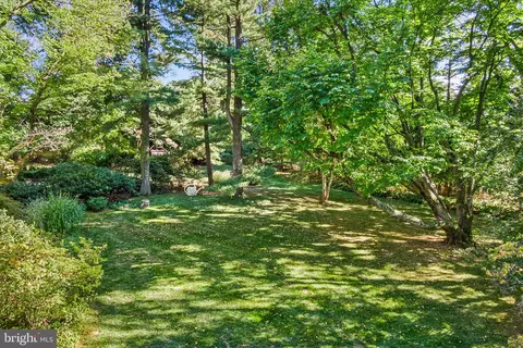 Exterior - 328 Beaumont Rd, Devon, PA 19333 photo 18 of 21