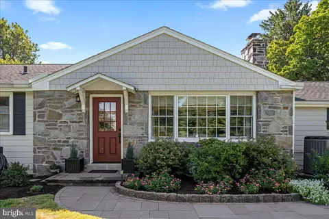 Exterior - 84 Walker Rd, Wayne, PA 19087 photo 2 of 15