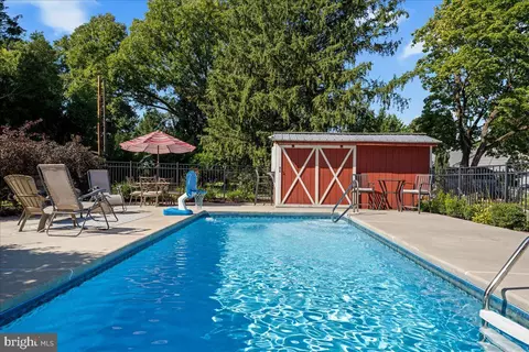 Exterior - 84 Walker Rd, Wayne, PA 19087 photo 8 of 15
