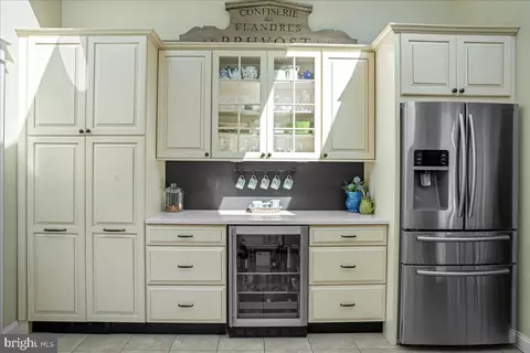 Kitchen - 84 Walker Rd, Wayne, PA 19087 photo 4 of 4