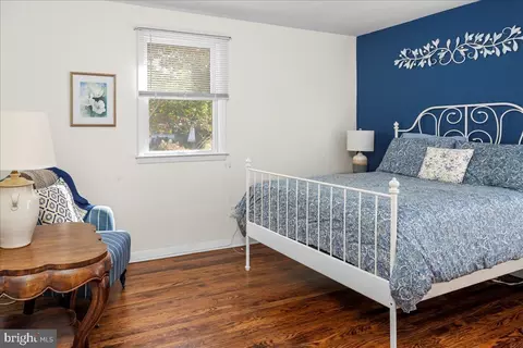 Bedroom - 84 Walker Rd, Wayne, PA 19087 photo 2 of 3