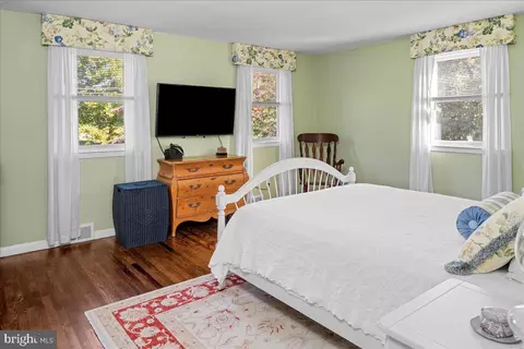 Bedroom - 84 Walker Rd, Wayne, PA 19087 photo 1 of 3