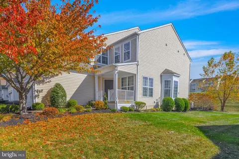 298 N Caldwell Cir, Downingtown, PA 19335