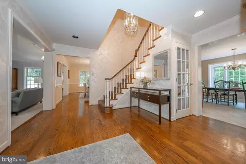 278 Stonegate Dr, Devon, PA 19333 photo 3