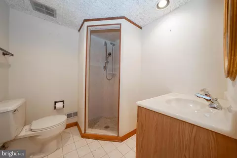 278 Stonegate Dr, Devon, PA 19333 photo 37