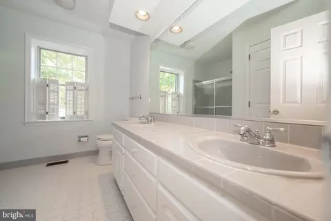 278 Stonegate Dr, Devon, PA 19333 photo 32