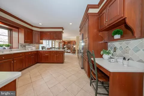 278 Stonegate Dr, Devon, PA 19333 photo 13