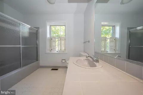 278 Stonegate Dr, Devon, PA 19333 photo 33