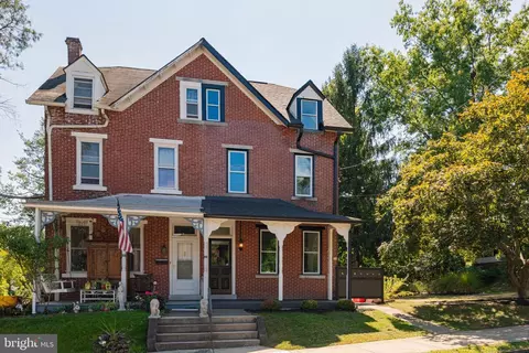 262 Broad St, Spring City, PA 19475