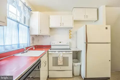 Kitchen - 314 Spencer Rd, Devon, PA 19333 photo 2 of 5