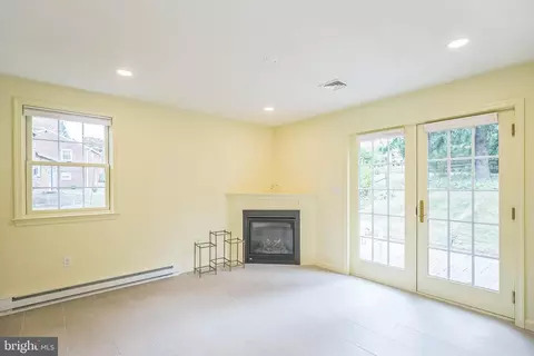 Living - 314 Spencer Rd, Devon, PA 19333 photo 9 of 10