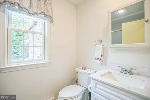 Bath - 314 Spencer Rd, Devon, PA 19333 photo 1 of 3
