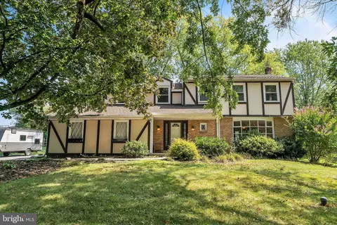 601 N Whitford Rd, Exton, PA 19341