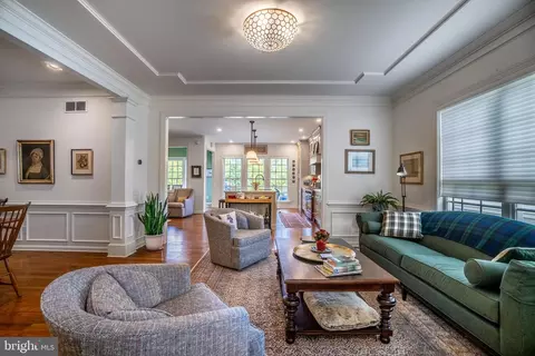 717 Mercers Mill Ln, West Chester, PA 19382